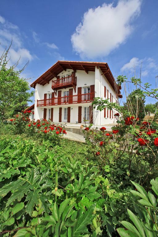 Hotel Agian Itxassou Exterior foto